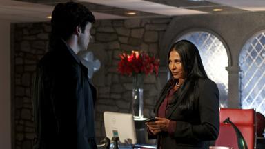 Smallville 9x16