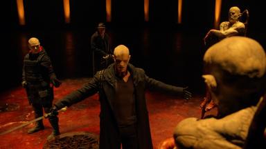 The Strain 3x4
