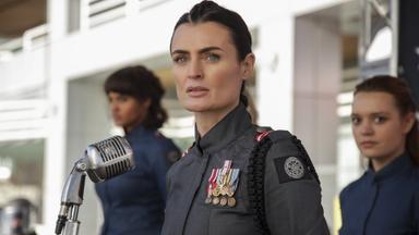 Motherland: Fort Salem 2x4