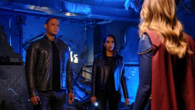 Supergirl 6x12