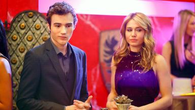 Fingiendo 3x10