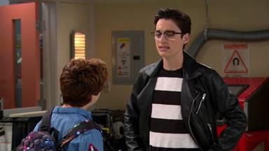Liv y Maddie 4x5