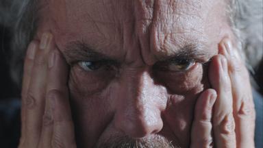 Vivir sin permiso 2x10