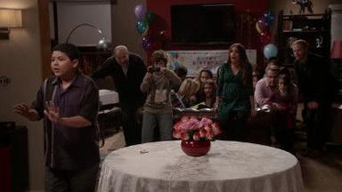 Una Familia Moderna 4x12