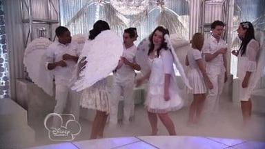 Los Hechiceros de Waverly Place 4x8