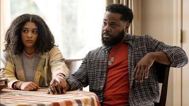 Murder in a Small Town 2x3