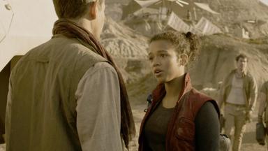 Perdidos en el espacio 2x5