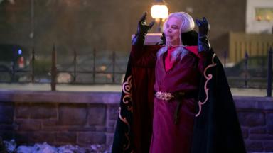 Lo que hacemos en las sombras 2x6