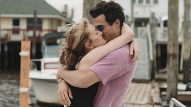 Love Story: John F. Kennedy Jr. y Carolyn Bessette 1x4