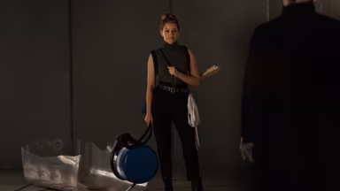 The Miniature Wife 1x8
