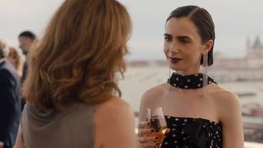 Emily en París 5x10